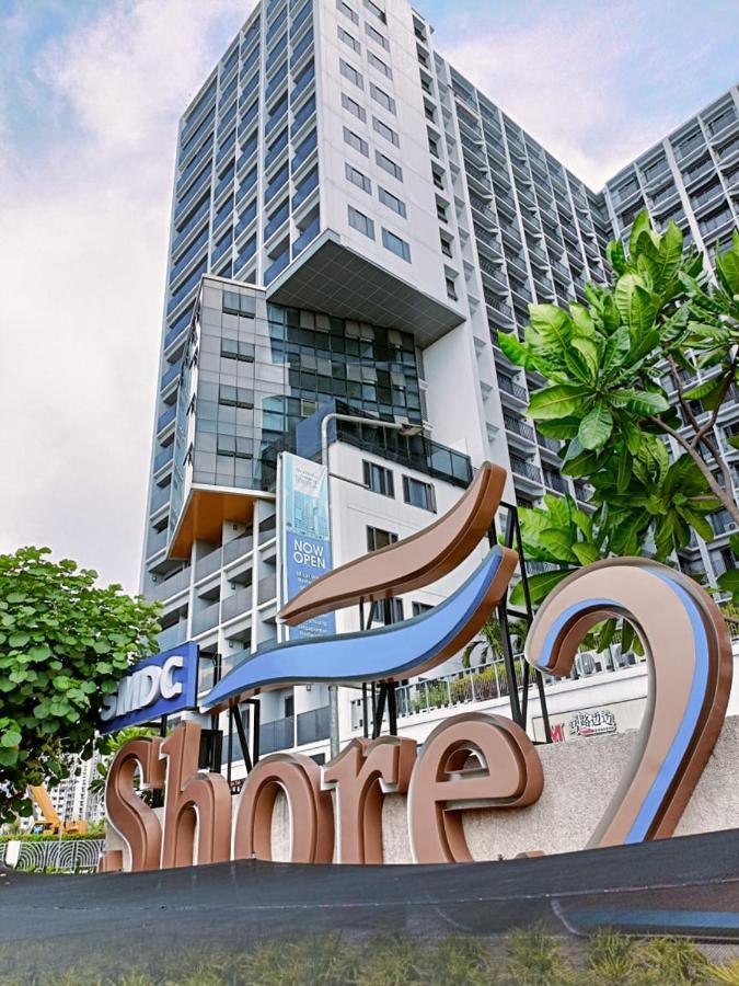 Home Away From Home Manila Bagian luar foto